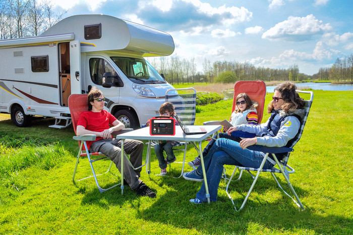 မိုဘိုင်းအားသွင်းရန်အတွက် 600W မြင့်မားသော အားသွင်းနေစွမ်းအင်သုံး ဂျင်နရေတာ